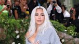 Kim Kardashian, nue sous sa robe : méconnaissable, elle s’offre une allure à la Marilyn Monroe