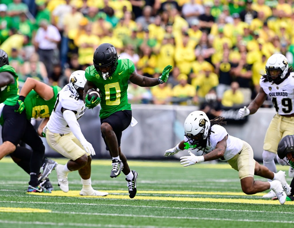 Bucs draft Oregon running back Bucky Irving in 4th round