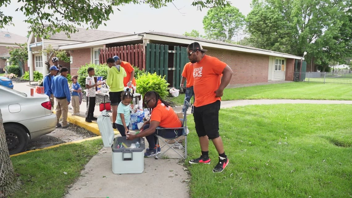 'More than hot dogs' | Indy Peacemakers host east side cookout to share gun violence reduction strategies, resources