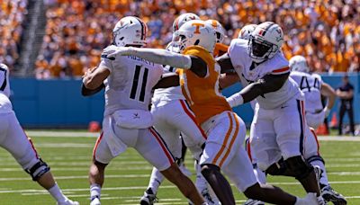 UT’s Pearce Jr., Mays named Walter Camp Preseason All-Americans