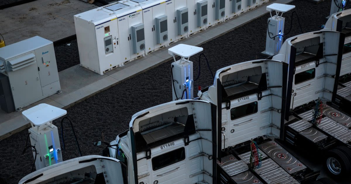 The US's largest heavy-duty electric truck microgrid is powered by... natural gas