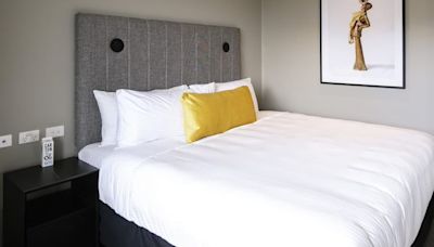 'Creepy' rental slammed for offering shared bed in luxury apartment