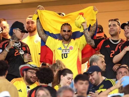 La furia de Maluma en la Copa América: video, pelea e insultos con hinchas argentinos, luego del gol de Lautaro Martínez