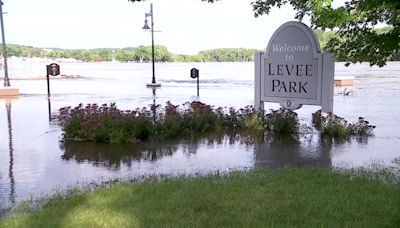 Red Wing deals with flooding as Mississippi River to crest just below major flood stage