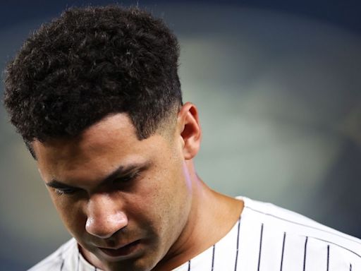 Torres aggravates groin, exits loss for Yankees