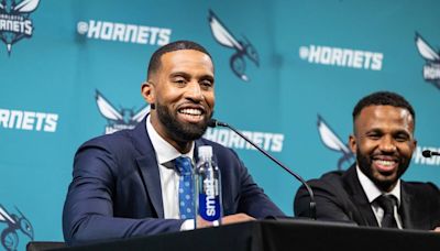 What we learned during Charles Lee’s first appearance as Hornets head coach