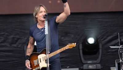 Keith Urban is holding a surprise Chicago concert after NASCAR Street Race weekend -- and tickets are about to go on sale