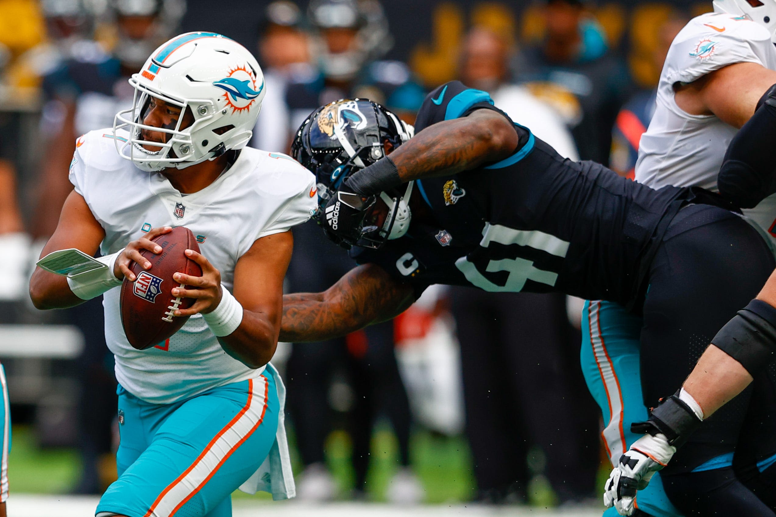 Miami Dolphins predictions vs Jacksonville Jaguars: NFL experts make Week 1 picks