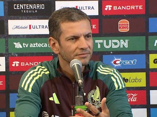 Quiñones no perderá lugar en Selección Mexicana si va a Arabia: Lozano
