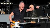 Bruce Springsteen pays tribute to Shane MacGowan at Kilkenny concert