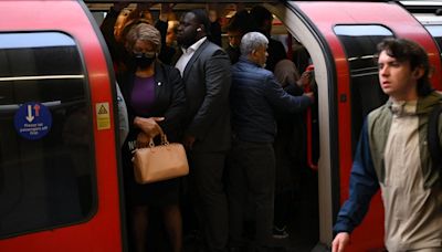 Piccadilly line to partly close for 16 days in August