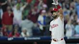 Harper's blast helps Phillies defeat San Francisco for fifth straight victory