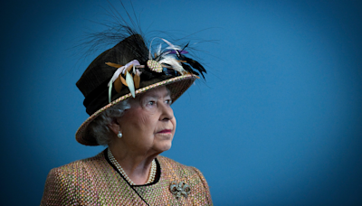 A Voyage Around the Queen: 'gloriously bizarre' royal biography