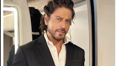 Shah Rukh Khan to undergo emergency eye surgery in the US, fans pray for speedy recovery