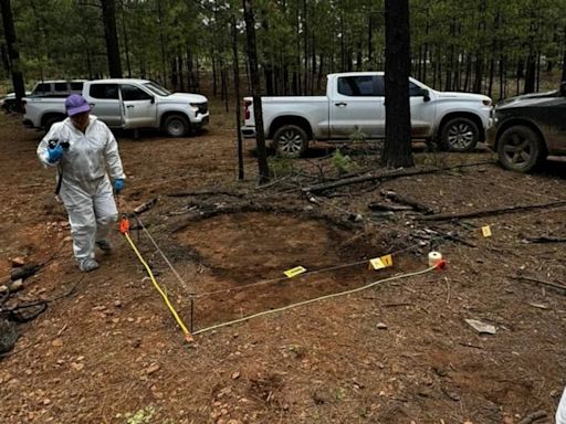 Encuentran más de 700 restos óseos en fosa clandestina de Chihuahua