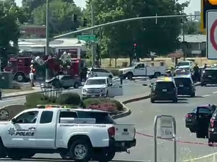 Vacaville intersection closed after major crash involving police motorcycle