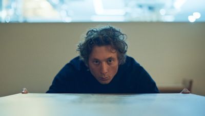 ‘The Bear’ Star Jeremy Allen White Explains Season 3’s Stunning First Episode