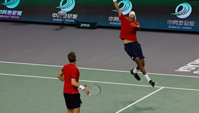 United States win Davis Cup opener against Chile