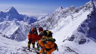 喜馬拉雅山 如何從「死亡地帶」運回遇難登山者遺體｜天下雜誌