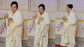 Farida Jalal graceful appearance at 'Heeramandi' premiere is a pure delight - Times of India