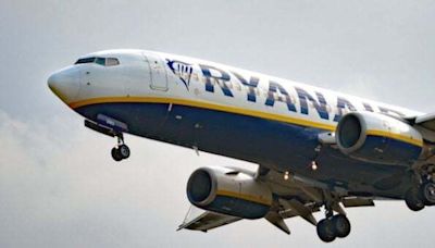 Schoolgirl injured in Ryanair depressurization gets €15,000 settlement - Homepage - Western People