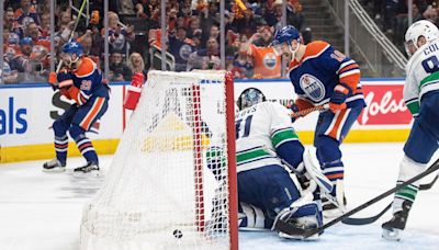 Boeser, Lindholm score 2 each as Canucks beat Oilers 4-3 to take 2-1 lead in West playoff series