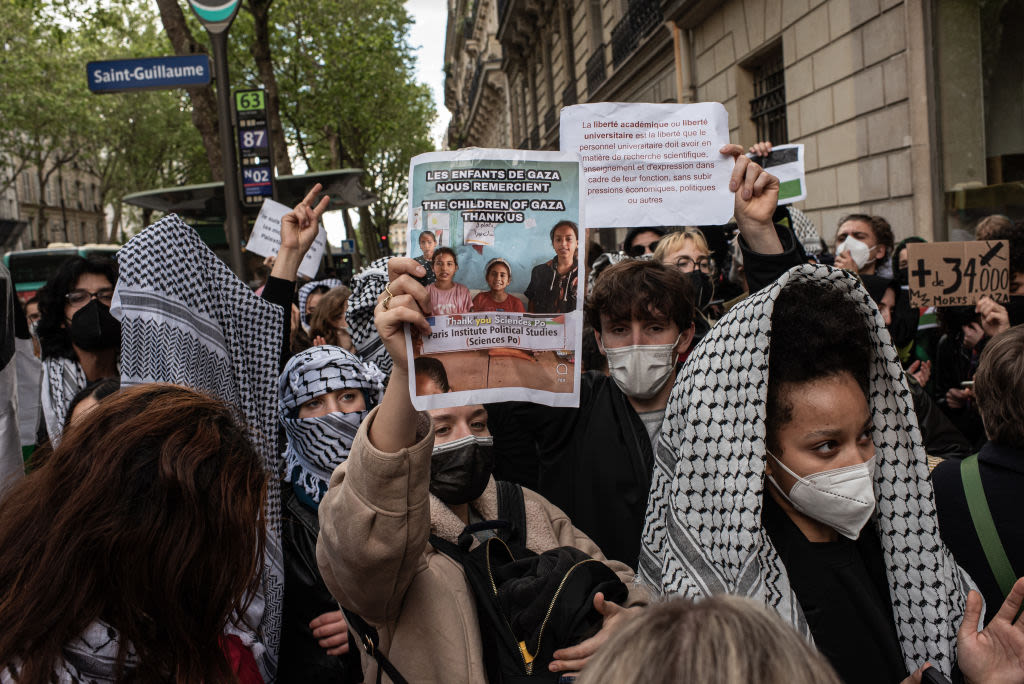 Pro-Palestinian Protests Spark on Colleges Across the Globe