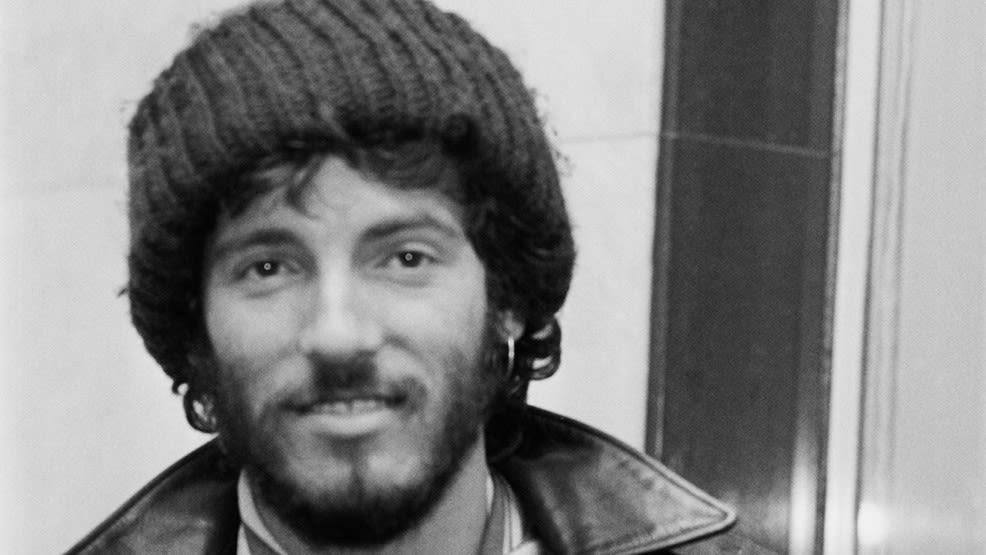 Bruce Springsteen marks 50th anniversary for live debut of "Born to Run" Sunday