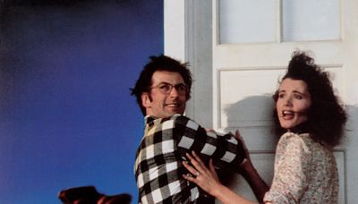 How To Stream Tim Burton’s Original ‘Beetlejuice’