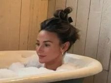 Michelle Keegan sends fans wild as she strips off for naked bath snap