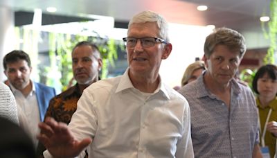 Tim Cook visits Singapore amid Apple's Southeast Asia expansion efforts