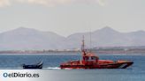 Un buque mercante rescata una patera con 32 ocupantes cerca de Lanzarote
