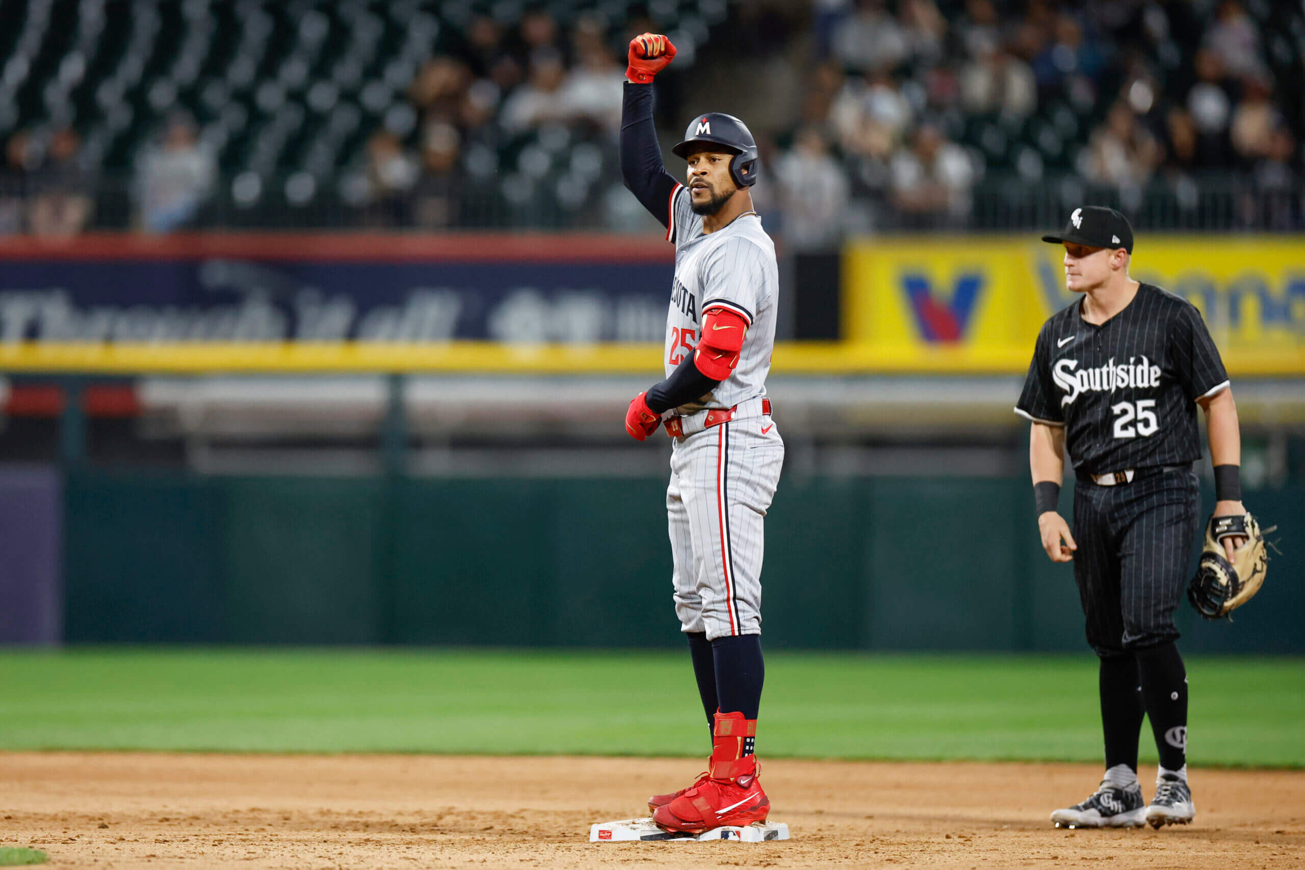 With Byron Buxton set to begin rehab assignment, Twins drop ugly series opener to Yankees