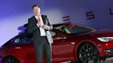 Elon Musk is fueling the Twitter fire and using Tesla as his personal ATM, experts say. Here are 5 criticisms of the CEO from the past week alone