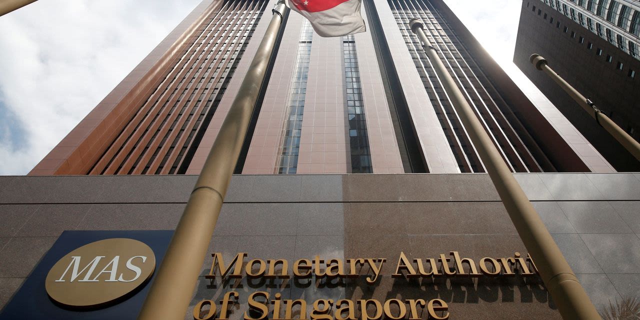 Singapore’s MAS Steps Up Green Finance Partnership With China’s Central Bank