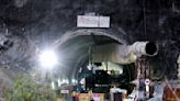 India: Rescatistas dan alimentos a 40 trabajadores atrapados tras colapso de túnel