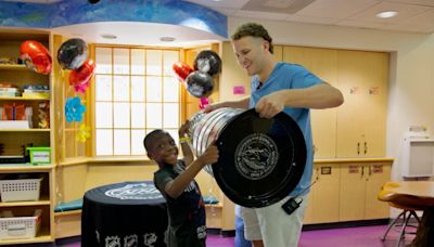 Matthew Tkachuk brings Stanley Cup to St. Louis Children's Hospital for special visit