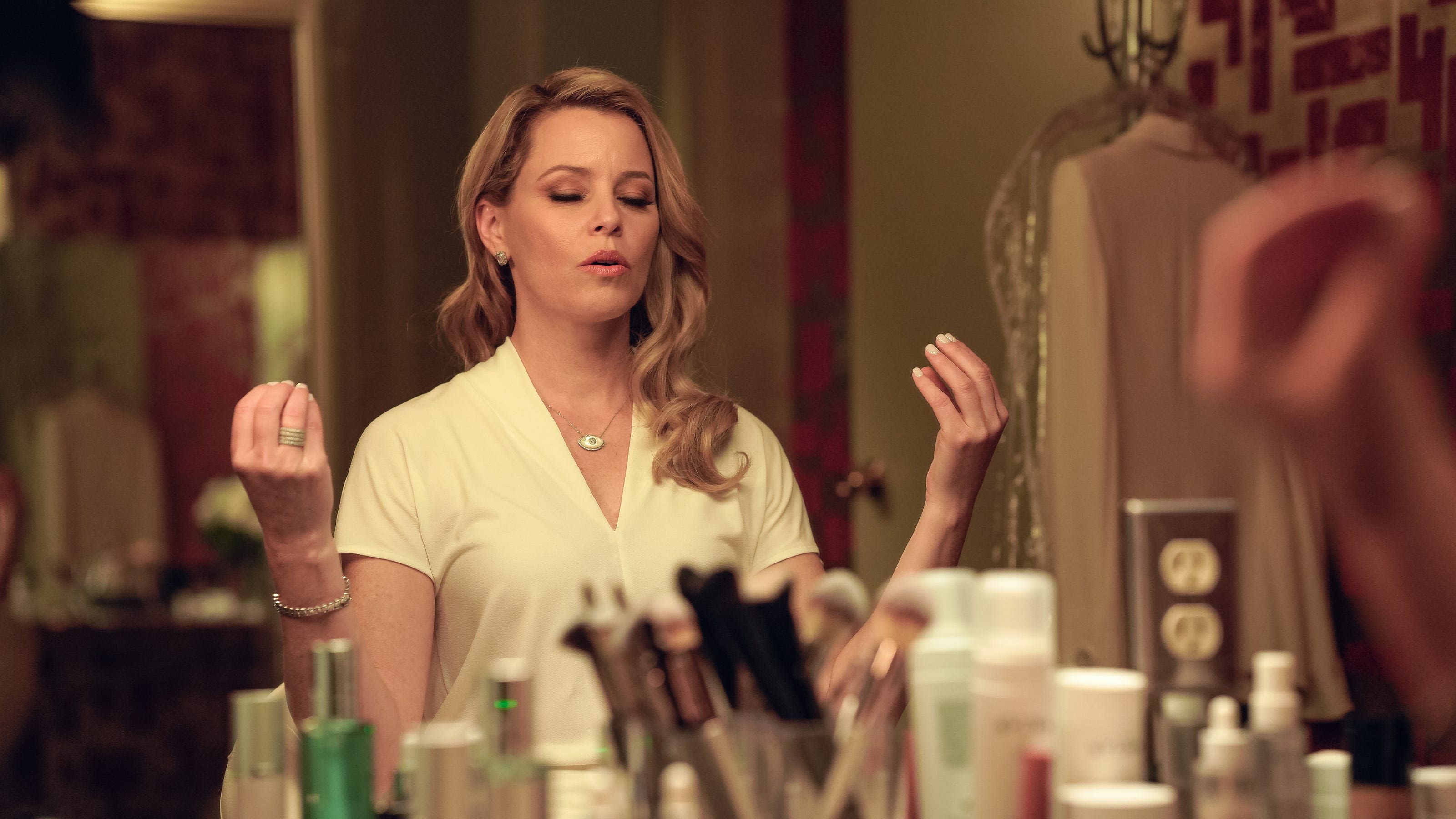 'Skincare' with Elizabeth Banks is a sleazy little movie. And that's a good thing