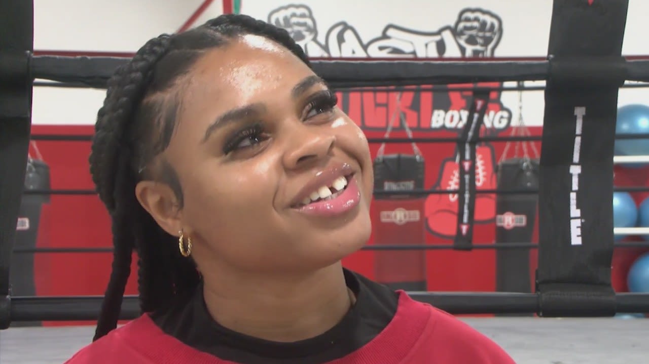 Rochester’s first female Golden Gloves Champion Algeria Johnson ready for the next level