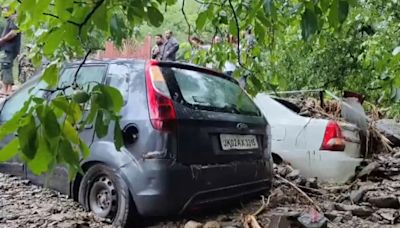 Srinagar-Leh highway shut after cloudburst in Kashmir's Ganderbal