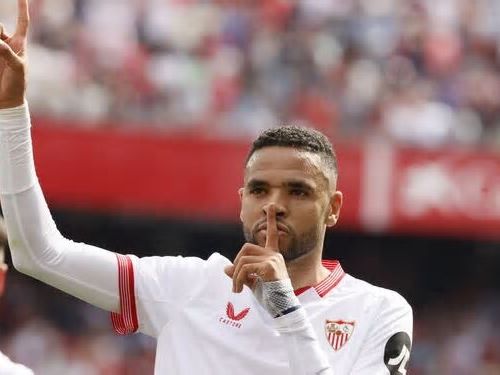 La incógnita En-Nesyri, que hace historia en el Sevilla a su manera