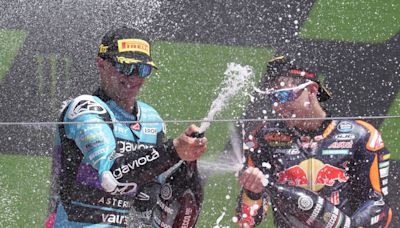 El palaciego Rueda acaba en el podio de Moto3 en Montmeló