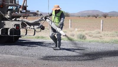 Tapamos 8,500 baches en la carretera Juárez: Maru