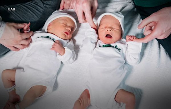 2 sets of twins born to moms with double uterus delivered at same hospital