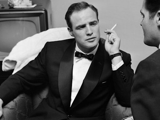 Marlon Brando: 100 años del hombre más bello del cine en 18 imágenes