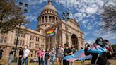 Survey : 57% of Texans support classifying gender-affirming care for minors as child abuse