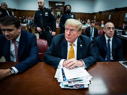 El exdirector de comunicaciones de la Casa Blanca revela el tic nervioso de Donald Trump que muestra cuando siente presión