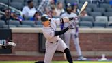 Rockies apalean a Mets, que caen por debajo de .500