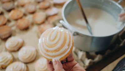 Fomos provar os doces brancos de romaria saídos do forno