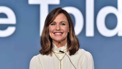 Jennifer Garner Makes The Same Sentimental Request Of Her Kids Every Mother’s Day